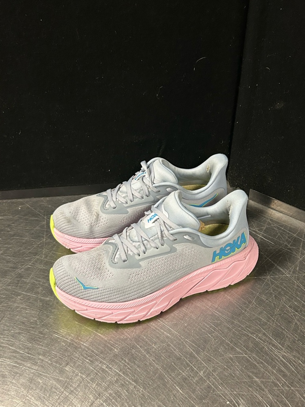 Hoka One One Arahi Size 7.5 Women